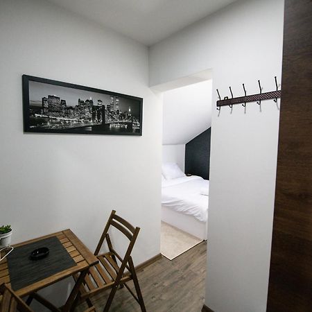 Ferienwohnung Lux Jefimija Valjevo Zimmer foto