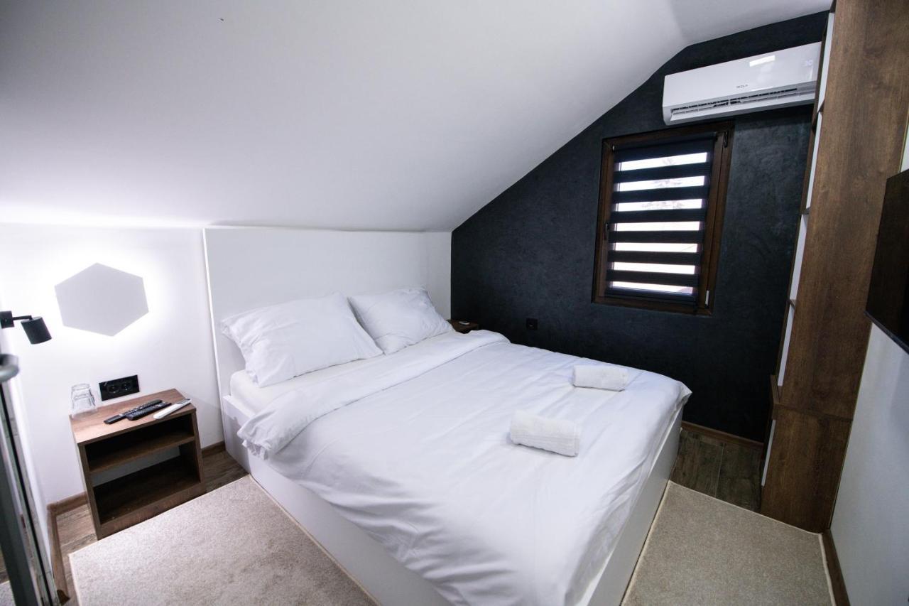 Ferienwohnung Lux Jefimija Valjevo Exterior foto