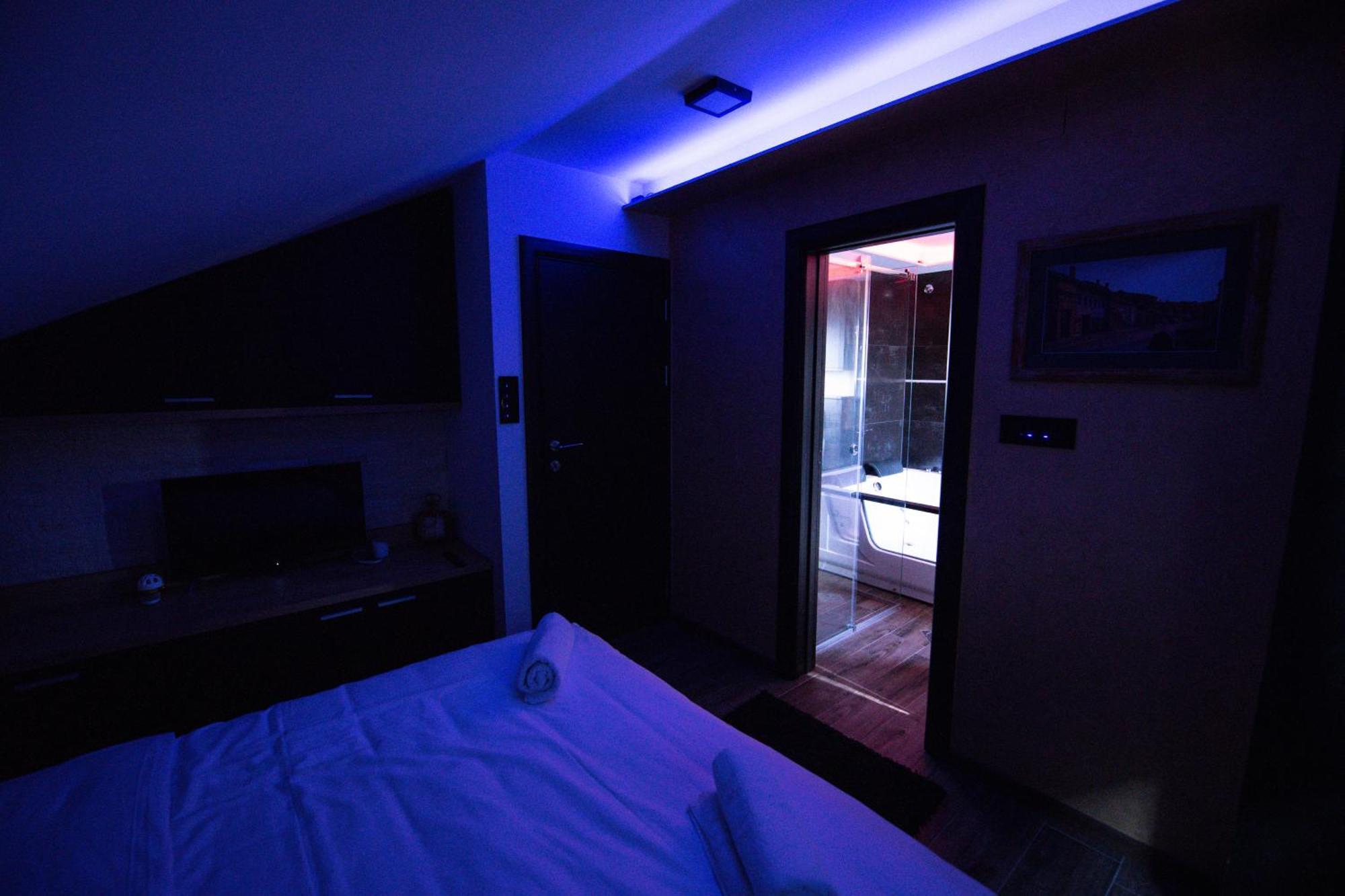Ferienwohnung Lux Jefimija Valjevo Zimmer foto